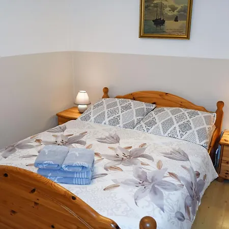 Lejlighed Mit Terrasse Balkon Und Meerblick Hh *