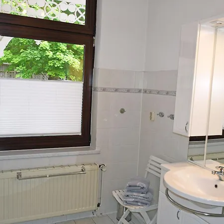 Mit Terrasse Balkon Und Meerblick Hh Lejlighed Goehren (Ruegen)